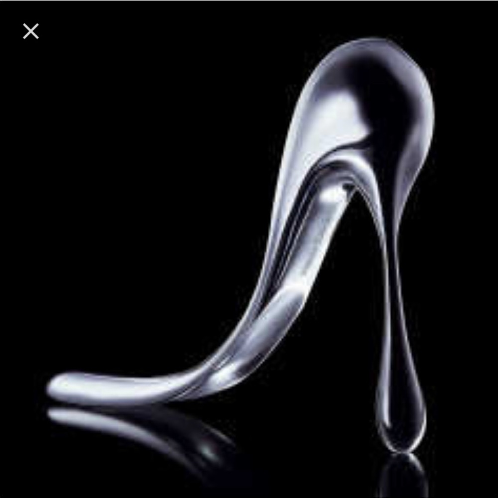 Manolo Blahnik shoehorn -Collector's Item