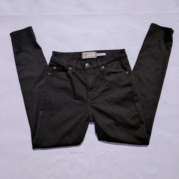 Free People Pants - Free People black "Hi Rise" jeggings