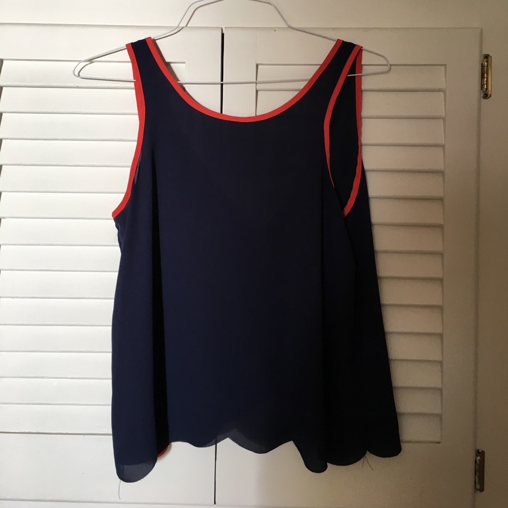Navy top