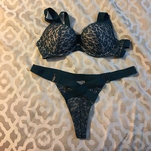 Green Bra and Panty set!