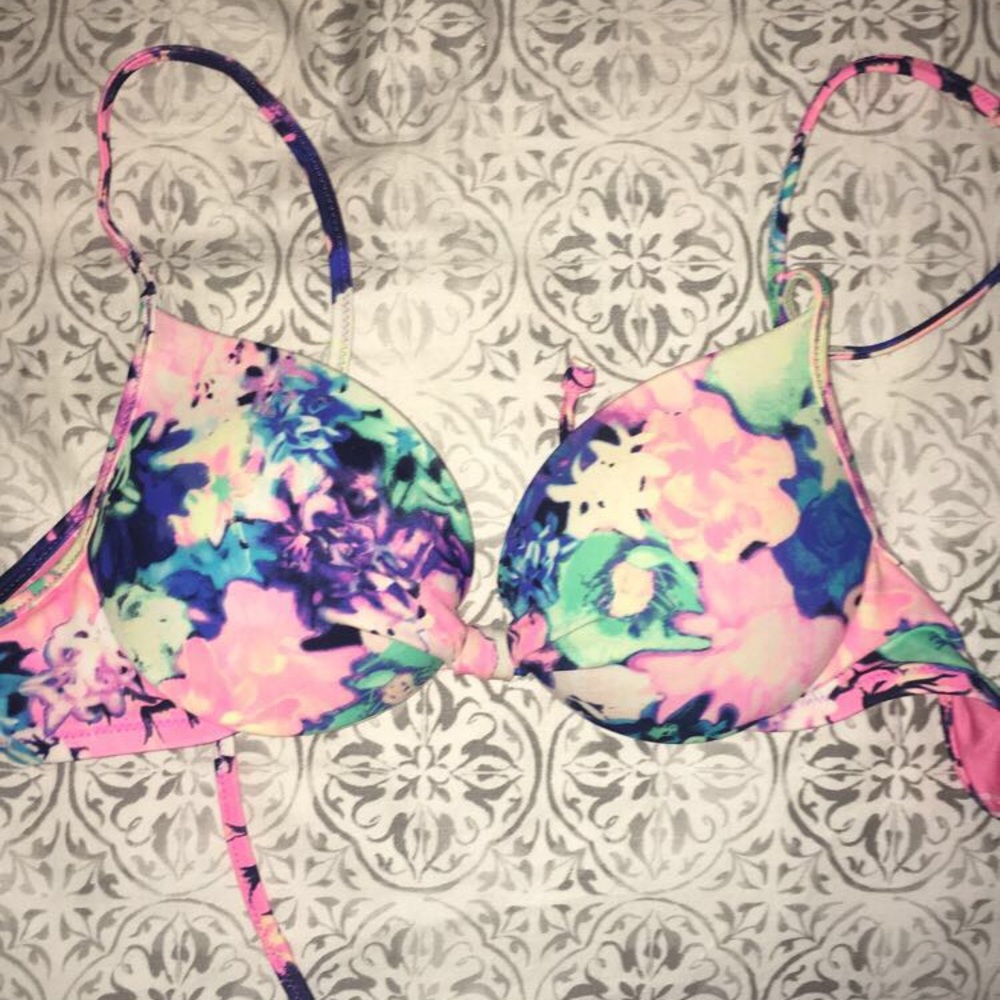 Pink Victoria Secret Swim Top - Picture 1 of 2