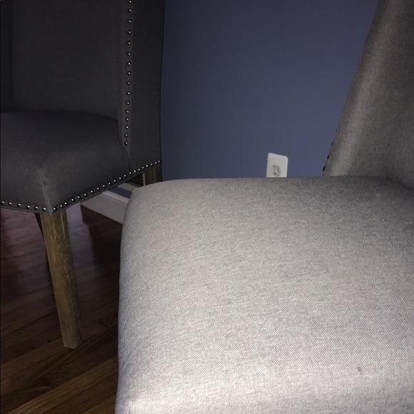 Two Linen, Armless, Living Room Slipper Chair. - Picture 4 of 4