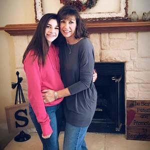 Meet your Posher, Lisa