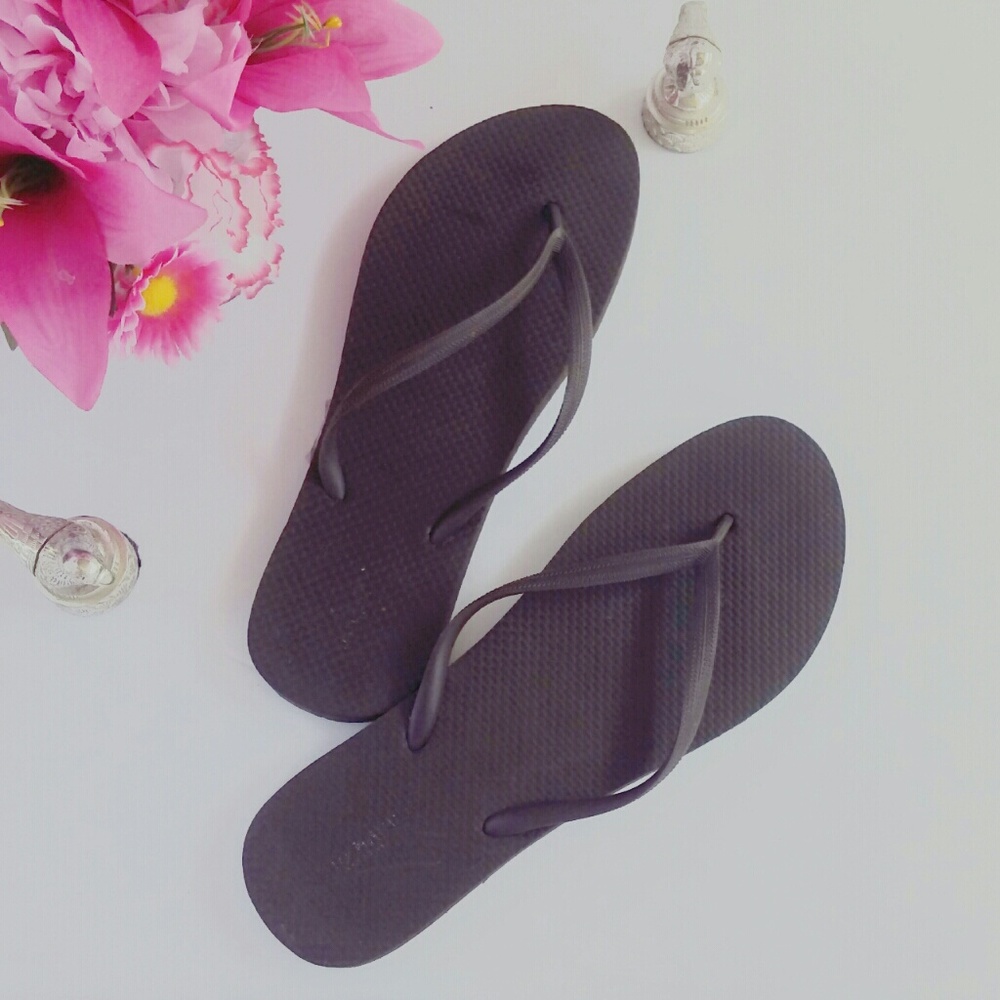 Free in 2+Bundle Brown Old Navy Flip Flops