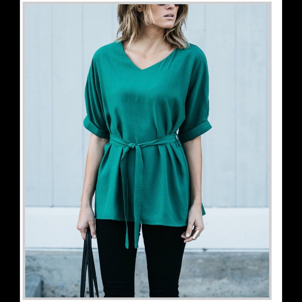 Green Tie-Waist Linen Blend V-Neck Top
