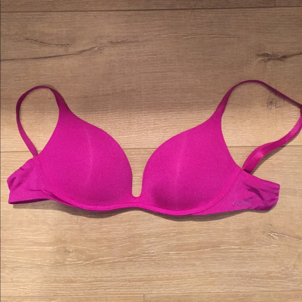 Calvin Klein wireless push up bra
