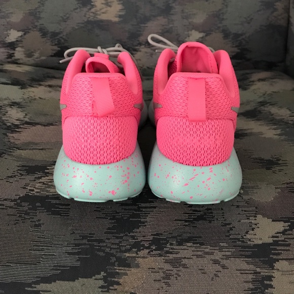 Nike Roshe women's sz 6.5 - Picture 3 of 8