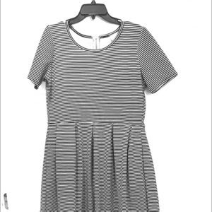 XL LuLaRoe Amelia EUC