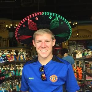 Meet your Posher, Dylan