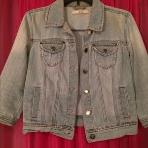 Light wash cropped jean jacket
