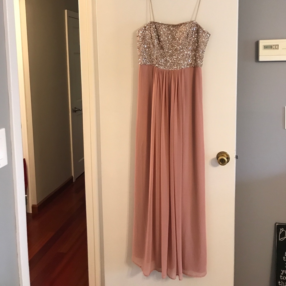 aidan mattox gown