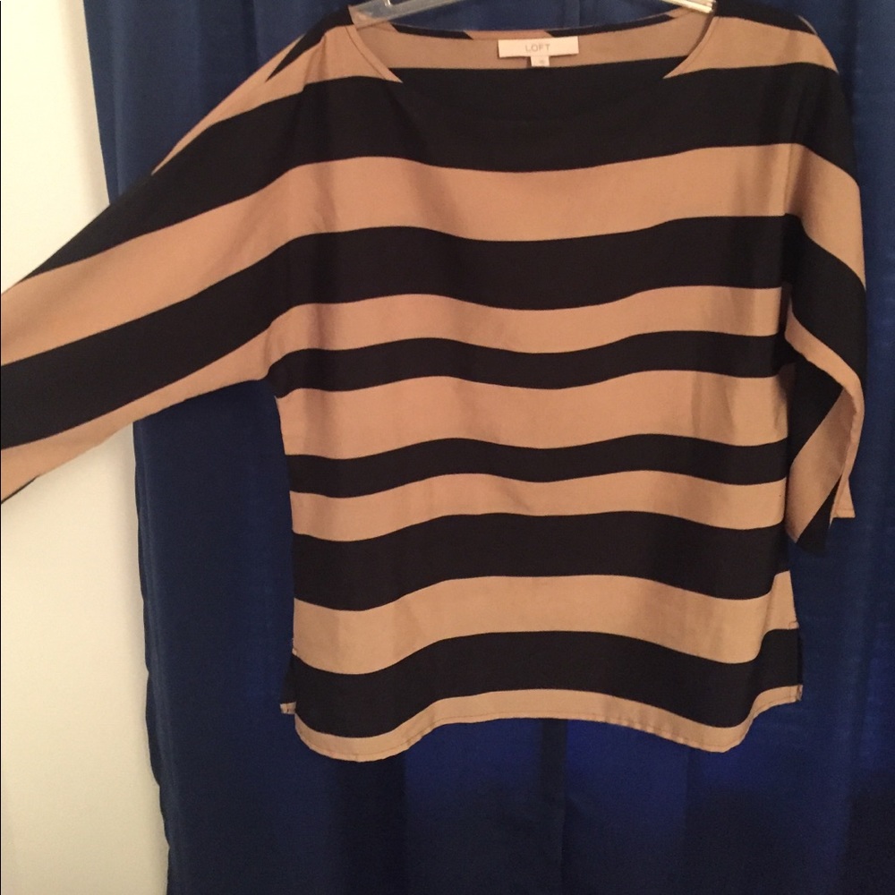 Tan & black LOFT shirt size L (MAKE AN OFFER!!)