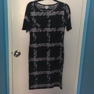 LULAROE Julia