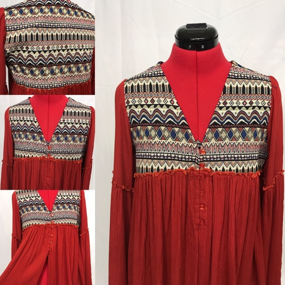 ✨HP✨Embroidered Button Down V-neck Boho Top - Picture 5 of 8