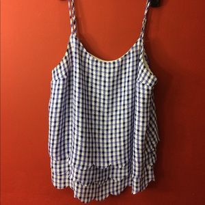 Scalloped layered bottom tank top