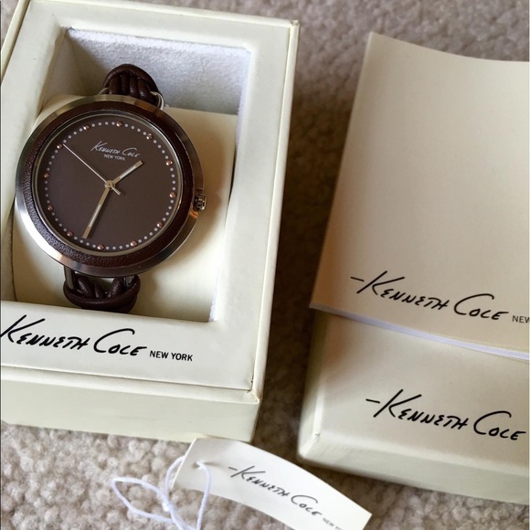 LIKE NEW Kenneth Cole New York Womens Watch