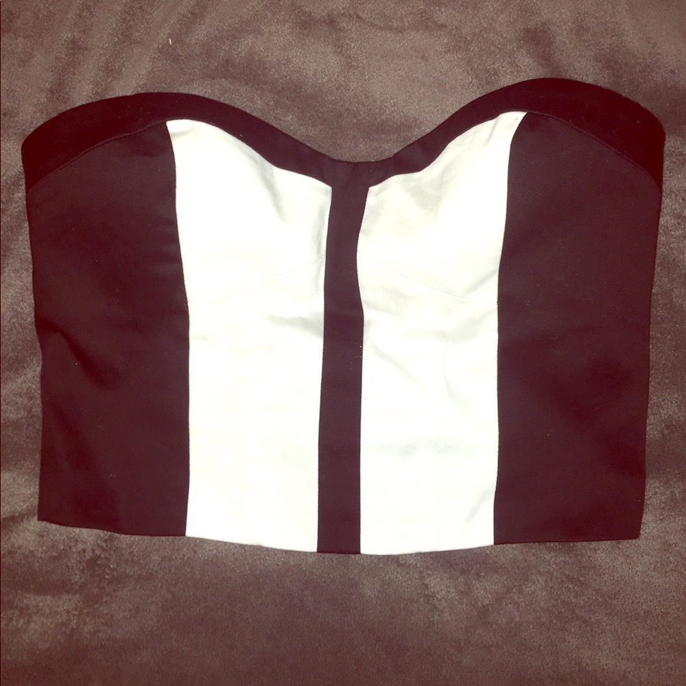 Bebe Black & White Crop Top With Boning