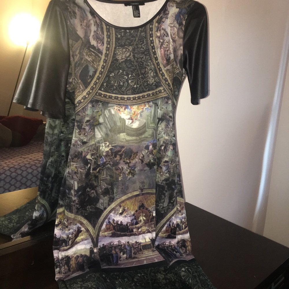 Forever 21 dress , never worn . Fits size 8/10