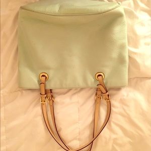 Michael Kors Jet Set Tote