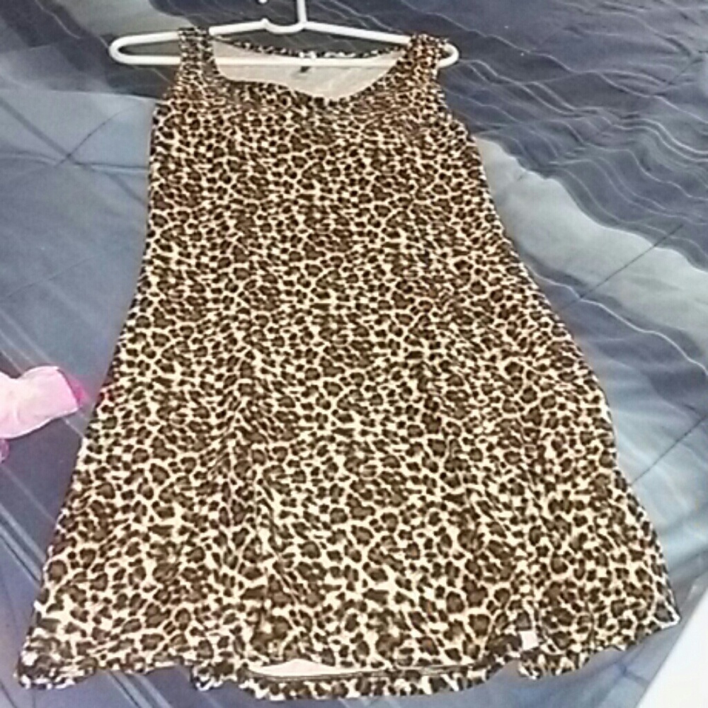Short leopard summer dress for women