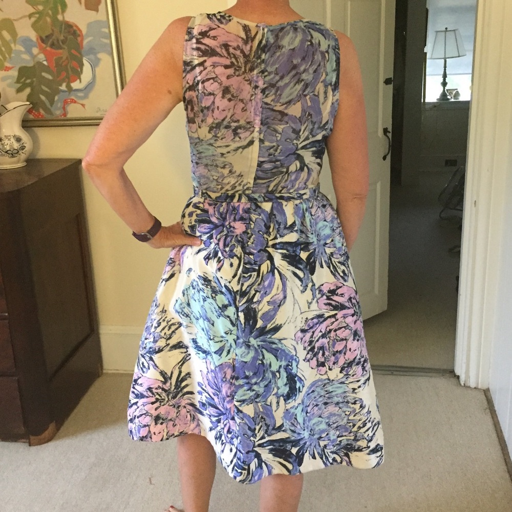 Adorable Taylor Dress - Picture 2 of 5