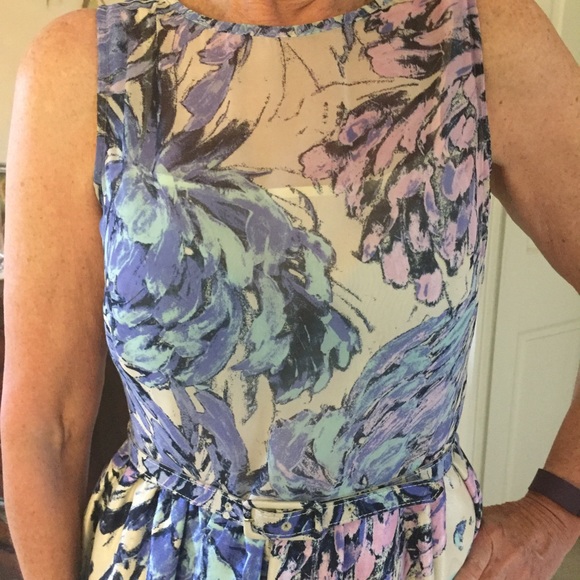 Adorable Taylor Dress - Picture 3 of 5