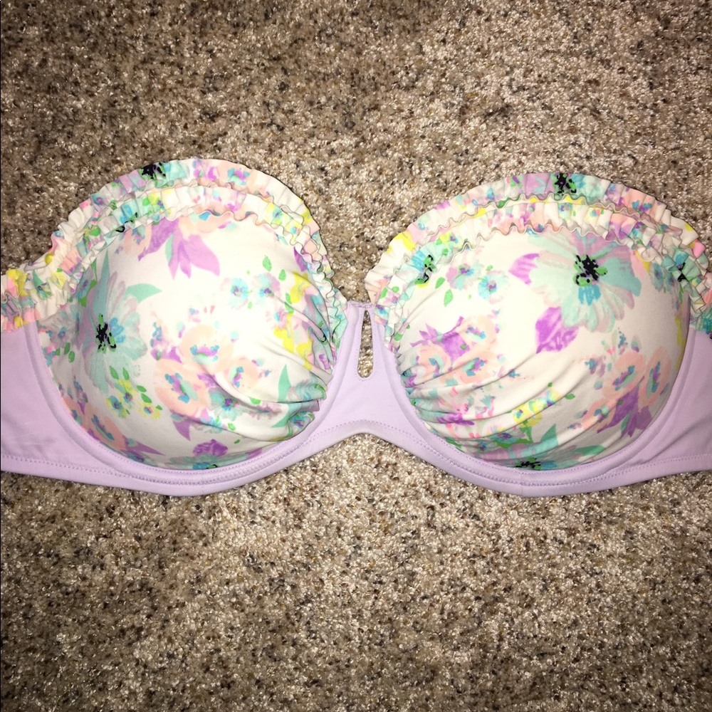 Strapless Victoria Secret push-up bikini