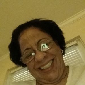 Meet your Posher, Angelica candelaria