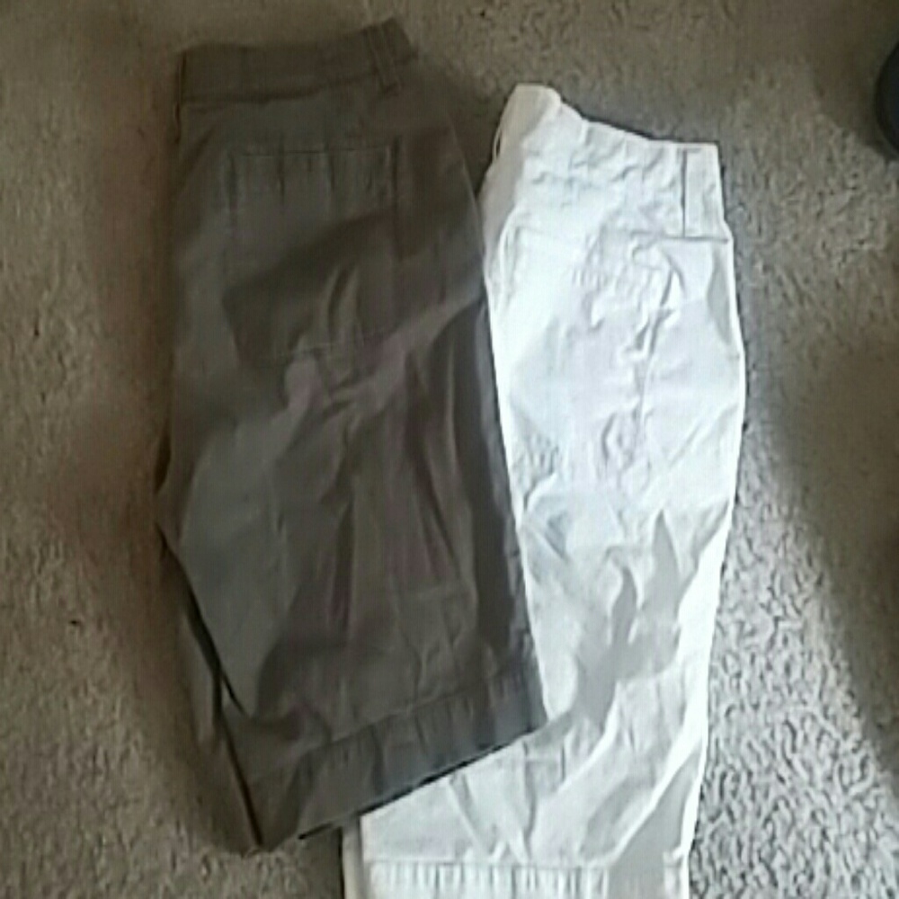 2 pairs of shorts