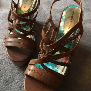 Wedge sandals
