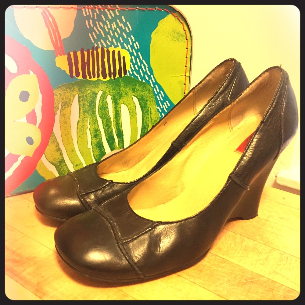 Miz Mooz 4" wedge heels