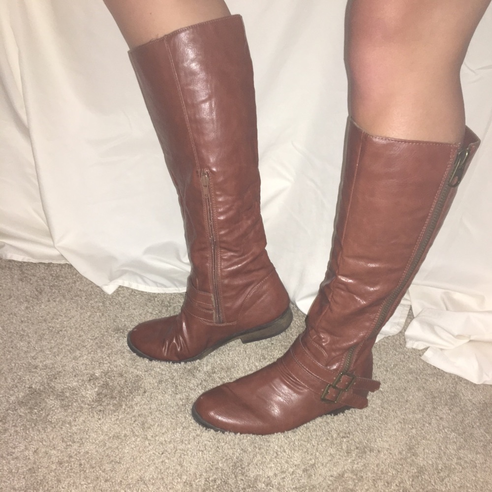 brown boots