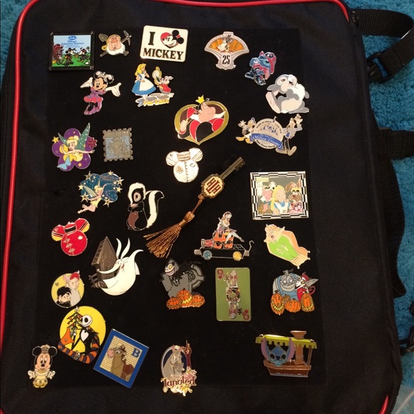 Disney Pins - Picture 6 of 8