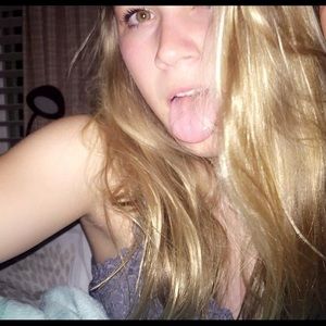 Meet your Posher, Brenna