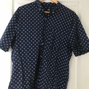 Short sleeve summer button down