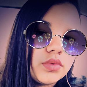 Meet your Posher, Marissa