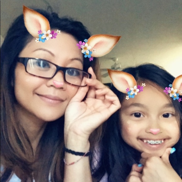 Meet your Posher, Anna Michelle - Picture 2 of 7