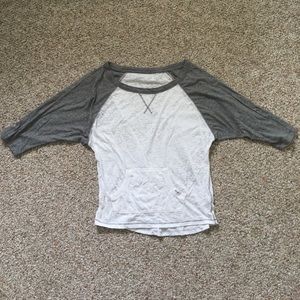 Gray and white 3/4 sleeve - women's S