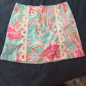 Lilly Pulitzer lace trim skort size 2