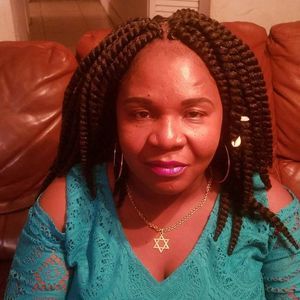 Meet your Posher, Feliciana