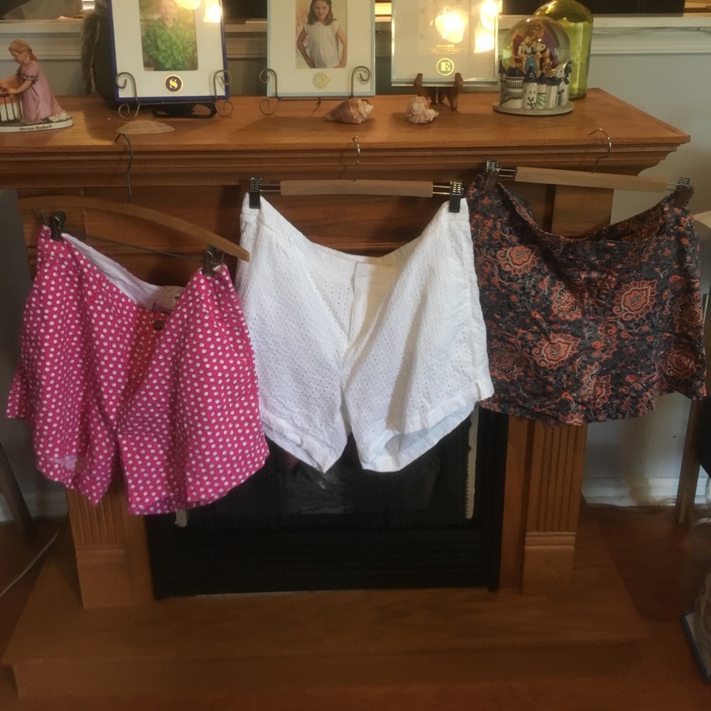 Group of 3 Ladies shorts