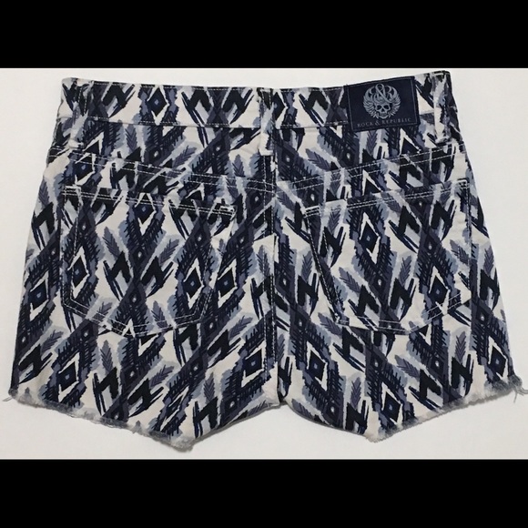 *Final Price* Rock & Republic Denim Shorts Frayed - Picture 2 of 5