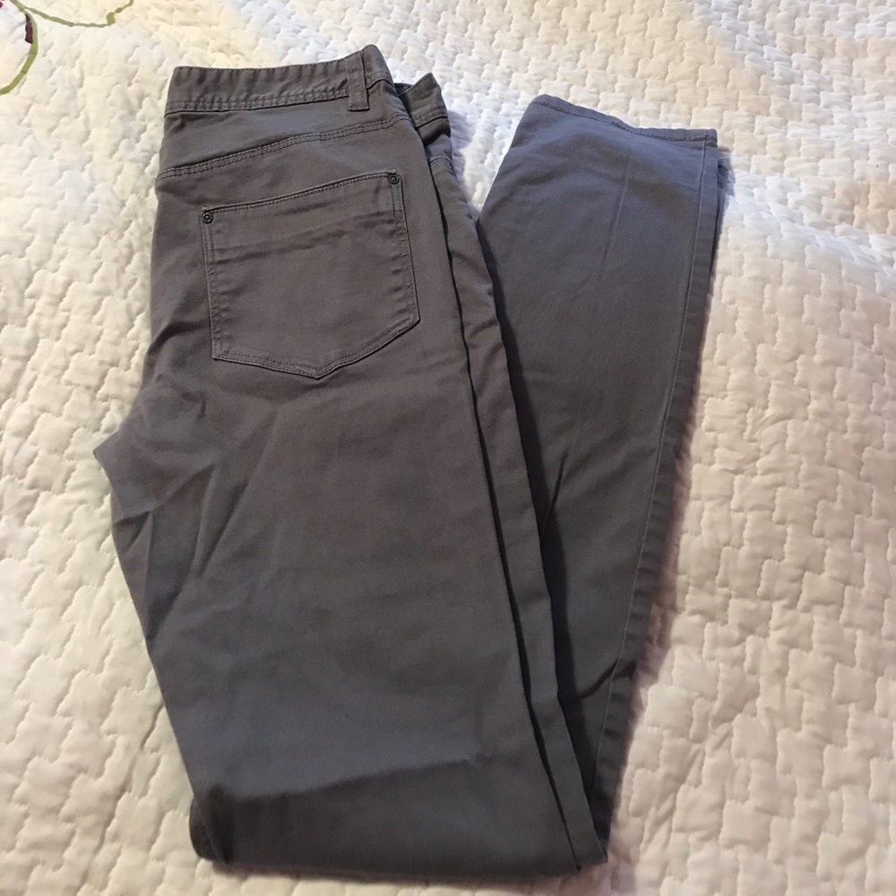 Skinny leg pants