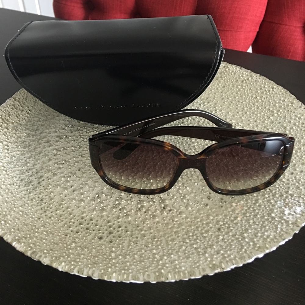 Marc Jacobs sunglasses