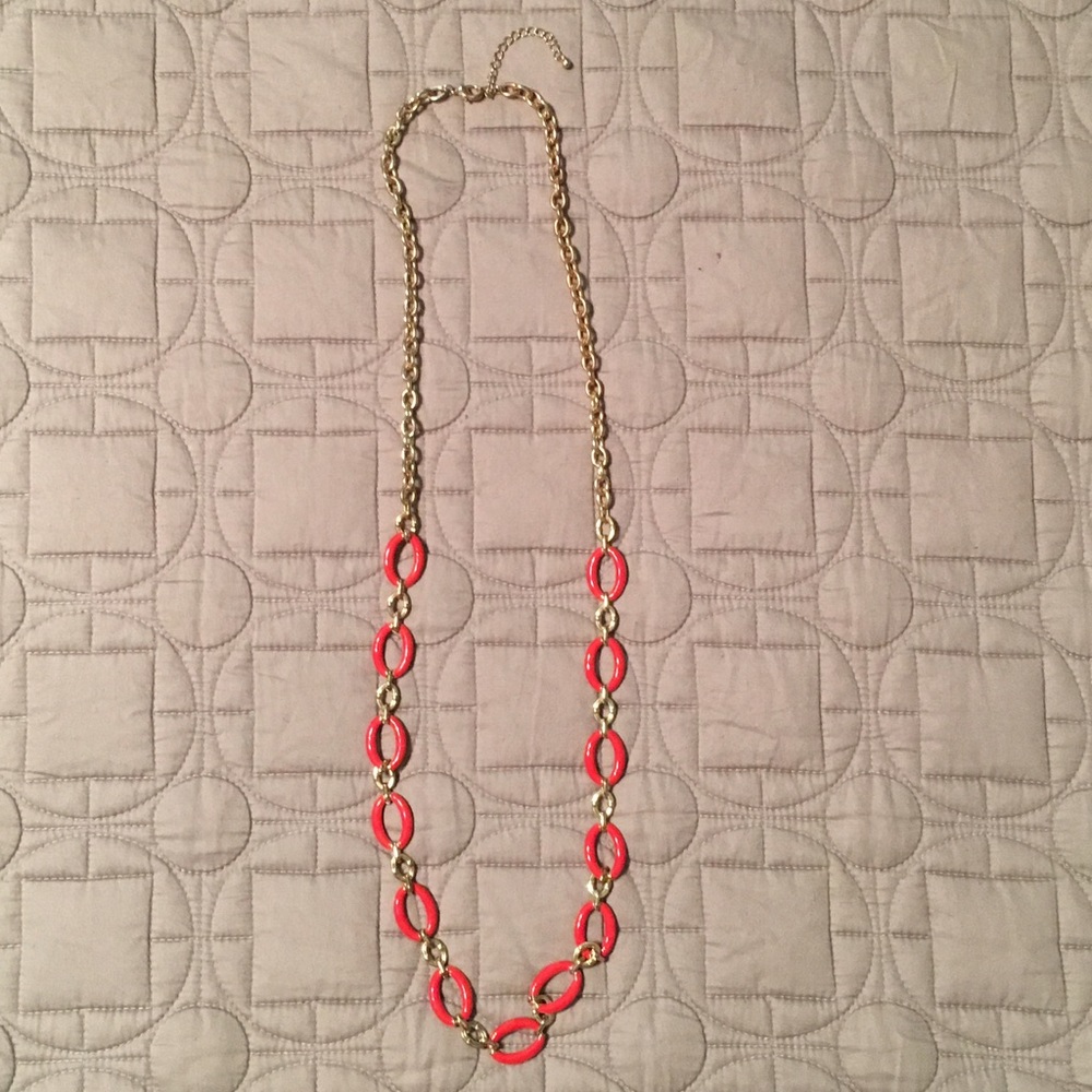 Chained necklace - Picture 2 of 4