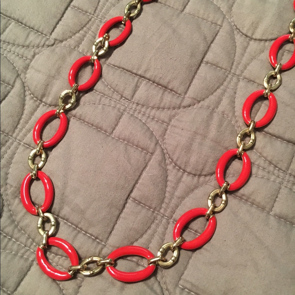 Chained necklace - Picture 3 of 4