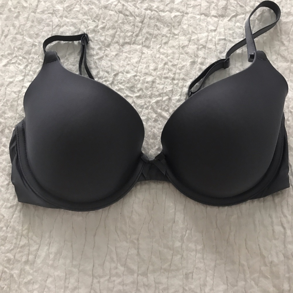 Victoria's Secret Demi Bra 32D