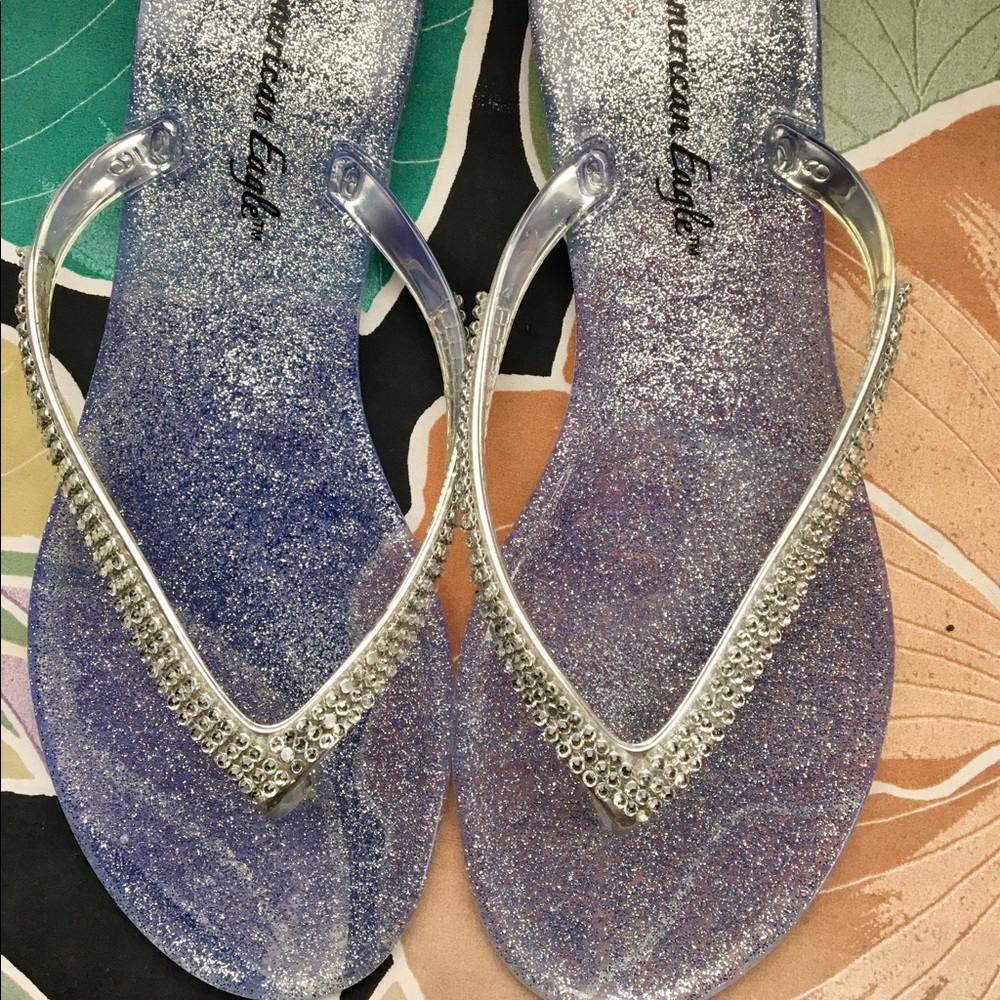 American eagle flip flops/sandals
