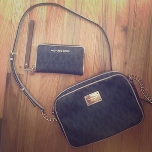 Brown Michael Kors Cross body purse