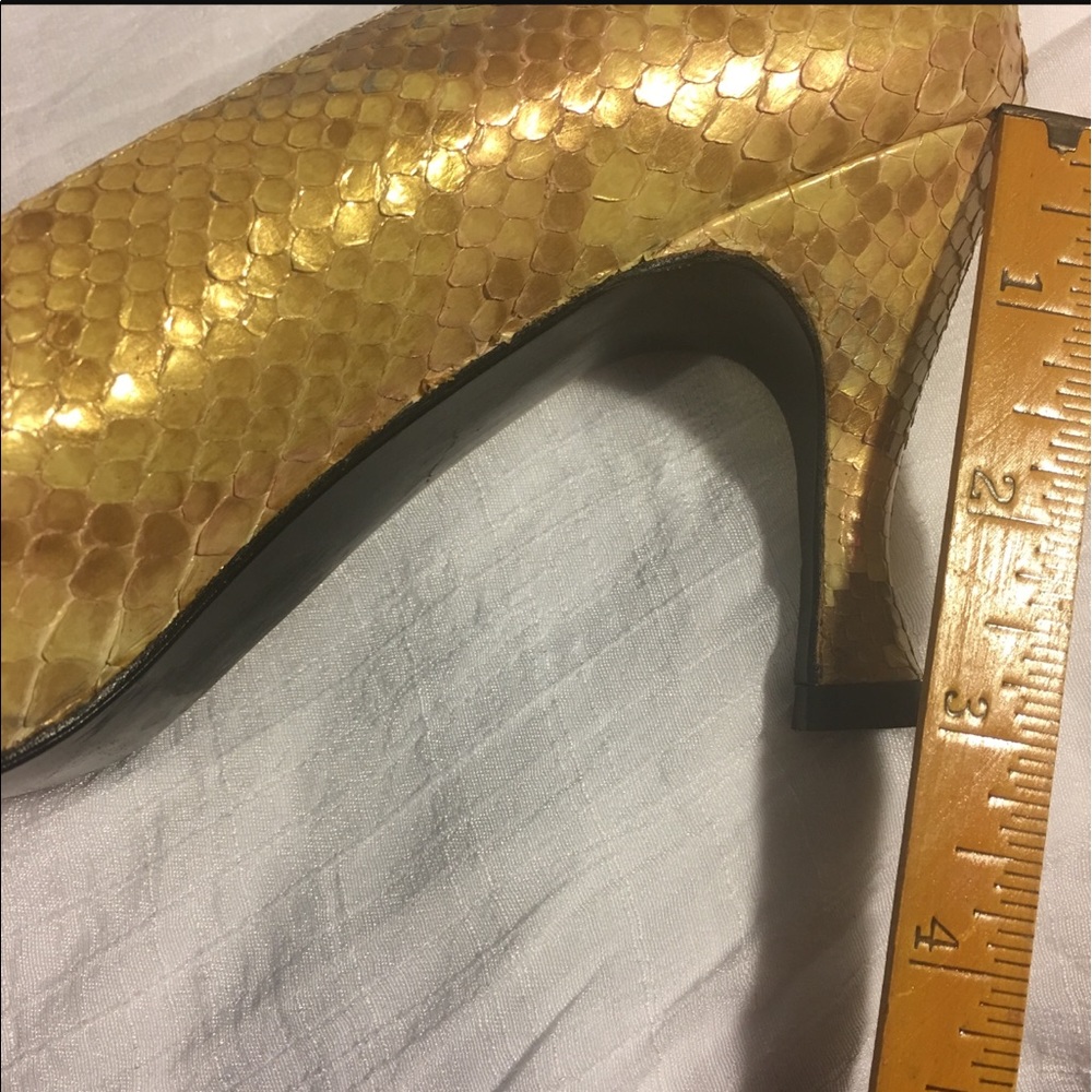 Stuart weitzman classic snakeskin pumps - Picture 4 of 6